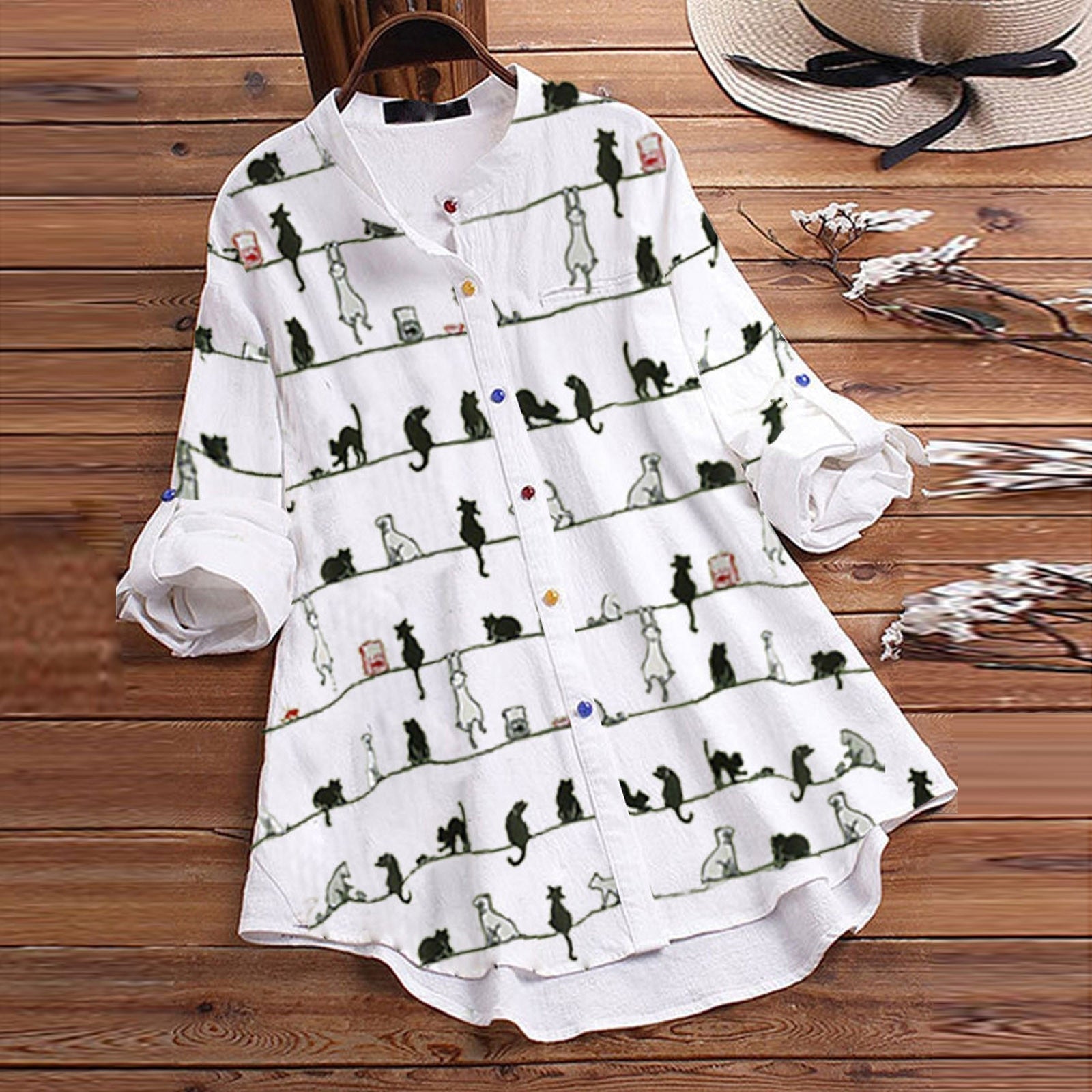 Margery Blouse met Kattenprint - Stijlvol en Speels in Één