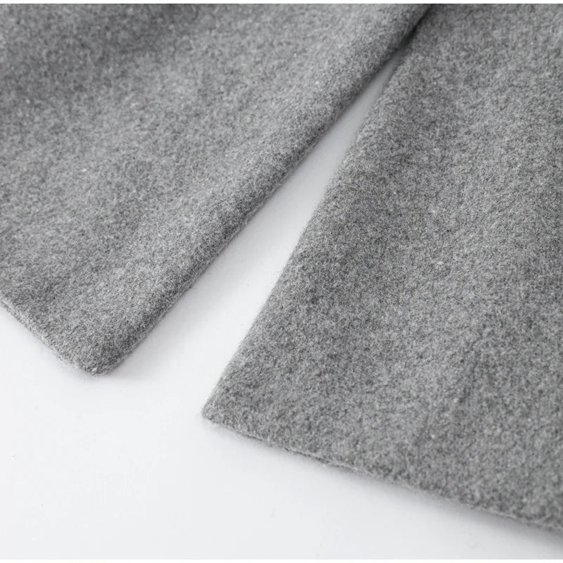 Boxy Lange Jassen met Dubbele Rij Knopen | Elegant & Comfortabel | Hessana