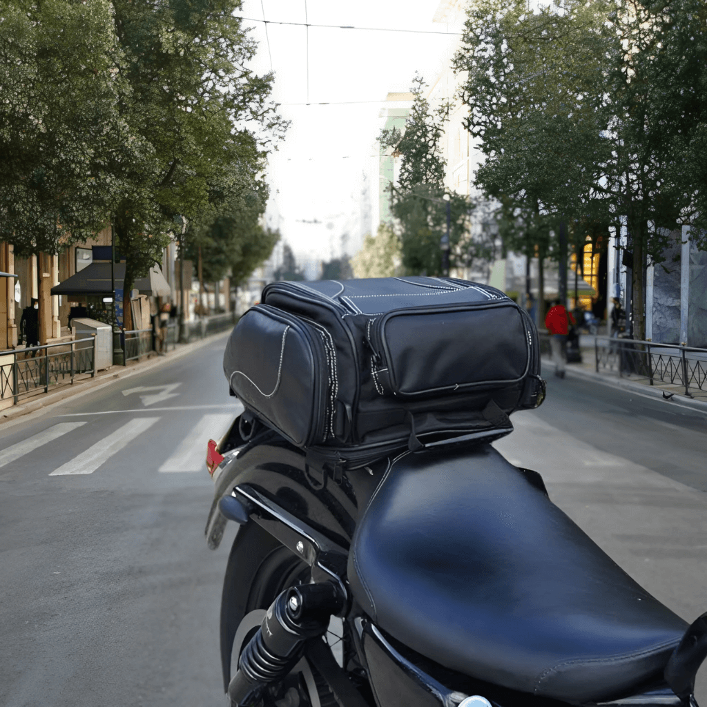 Mubilux Motortas met meerdere compartimenten