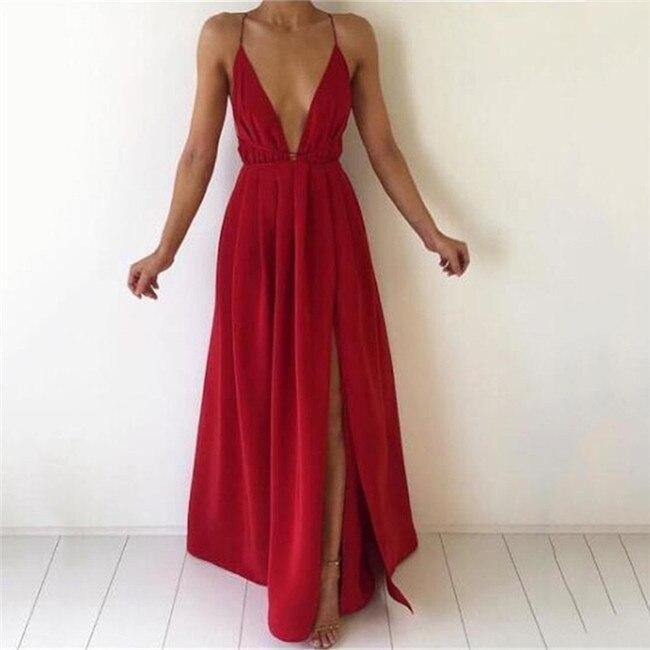Robe Maxi avec Décolleté Profond – Élégance et Style Combinés