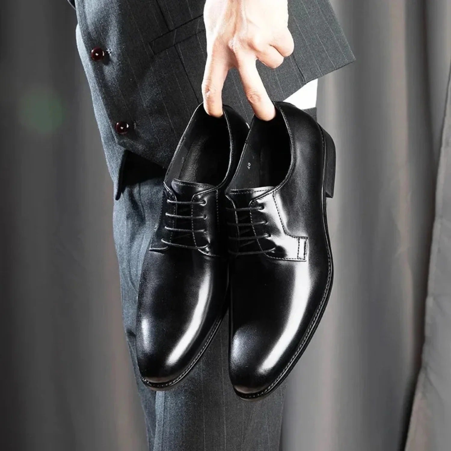 Italiaanse Derby Leren Herenschoenen - Colt, Stijl en Elegantie