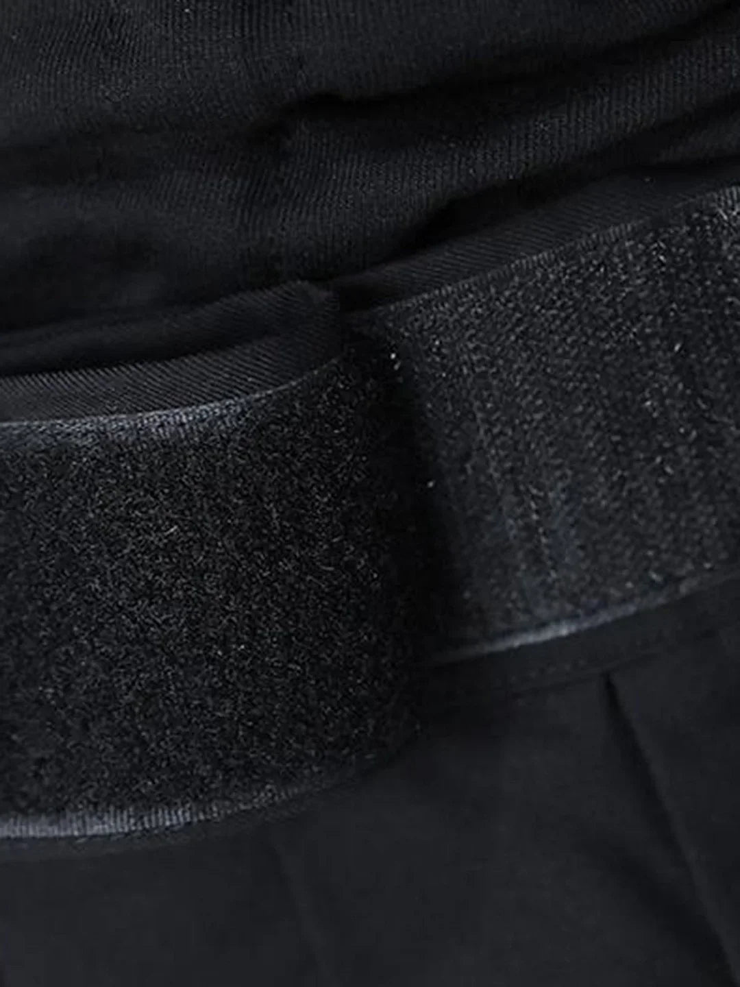Britta | Pantalon large avec fermeture à scratch pour un style sans effort