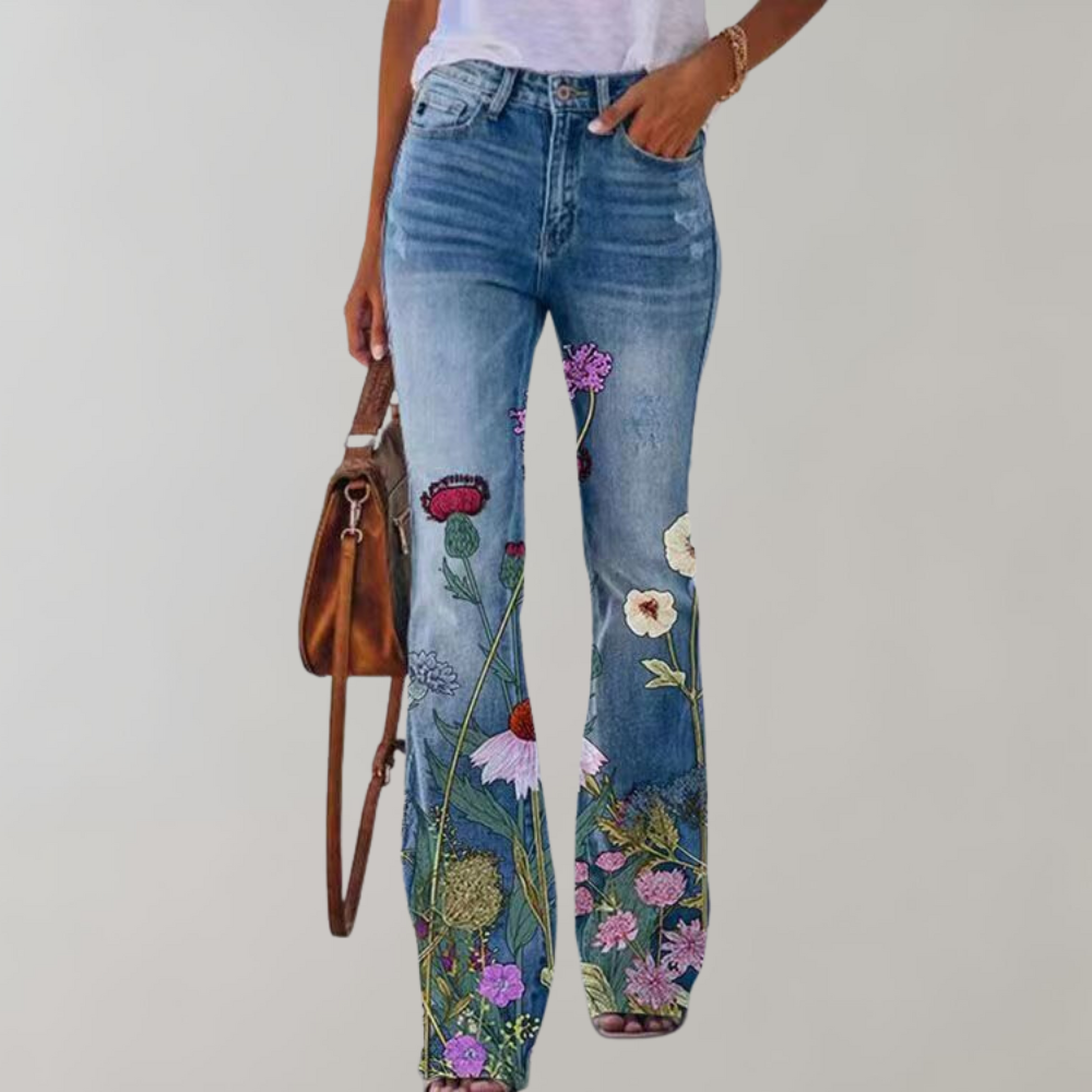 Kjellfrid Flare Jeans voor Dames – Stijlvolle en Comfortabele Zomerbroek