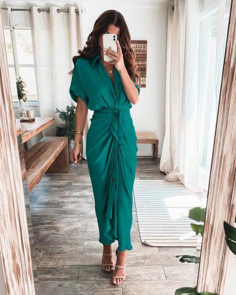 Classy – Gedrapeerde jurk met V-hals voor stijlvolle optredens
