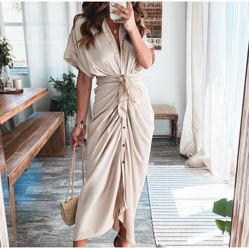 Classy – Gedrapeerde jurk met V-hals voor stijlvolle optredens