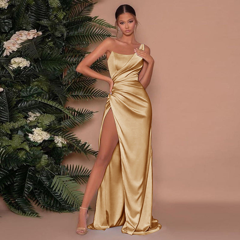 Olivia – Satijnen One-Shoulder Avondjurk in Luxe Design