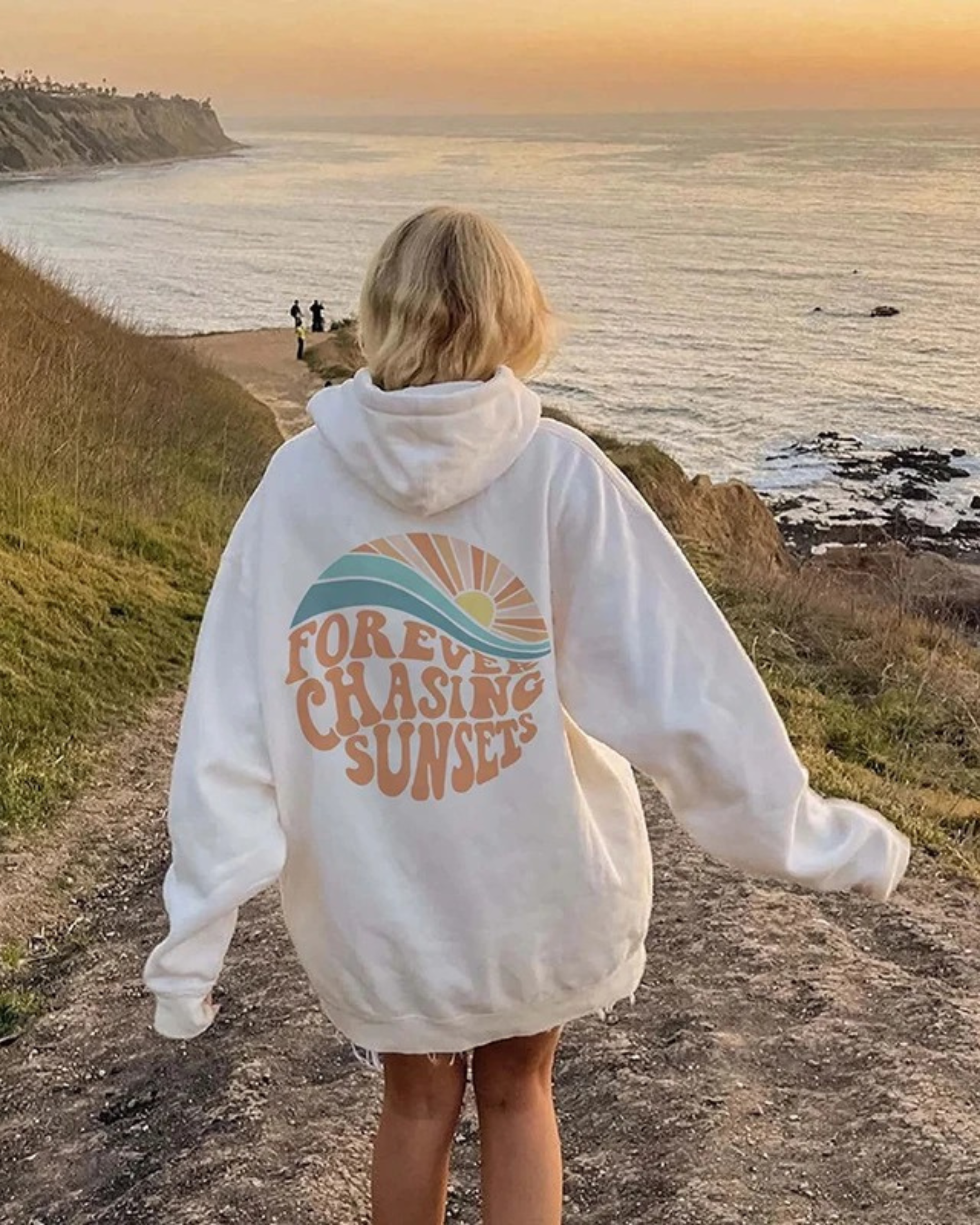 Kira - Stijlvolle Hoodie met Zonsondergang Inspiratie