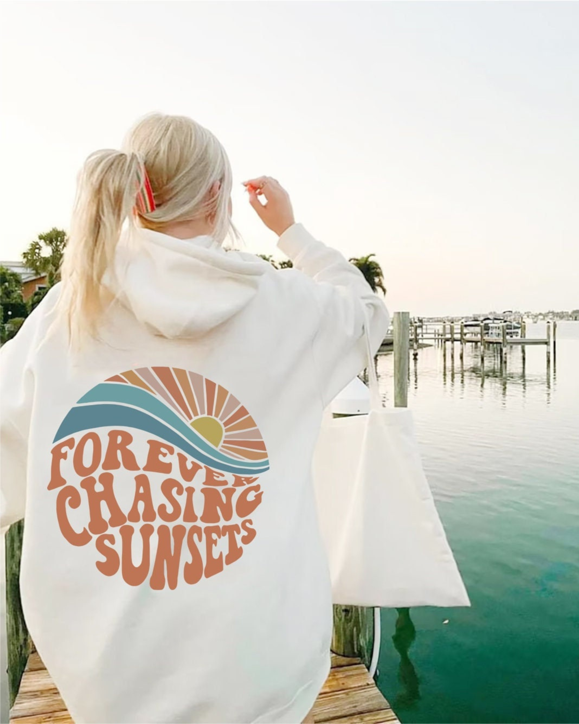Kira Hoodie para Mujeres | Diseño Inspirado en Atardeceres 8