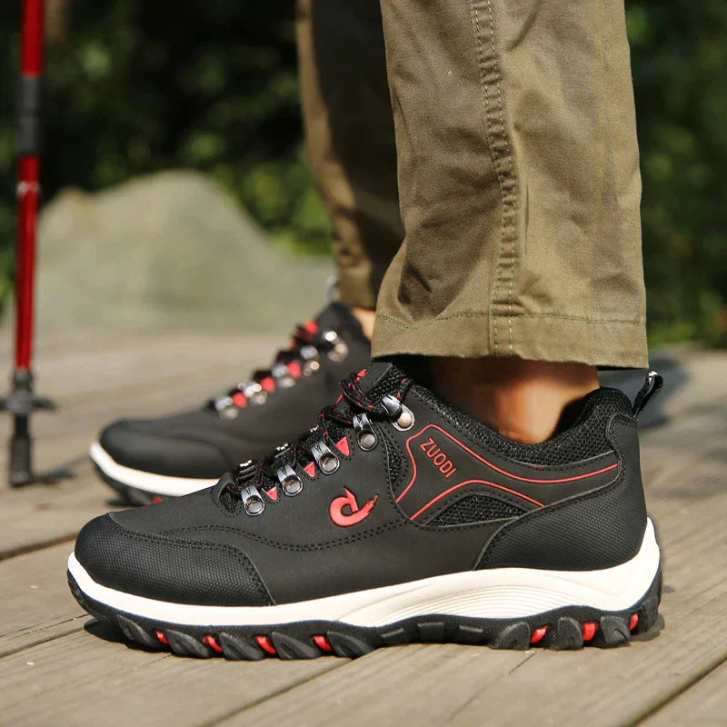 Saki Outdoor Wandelschoenen voor Heren – Ondersteuning en Avontuur