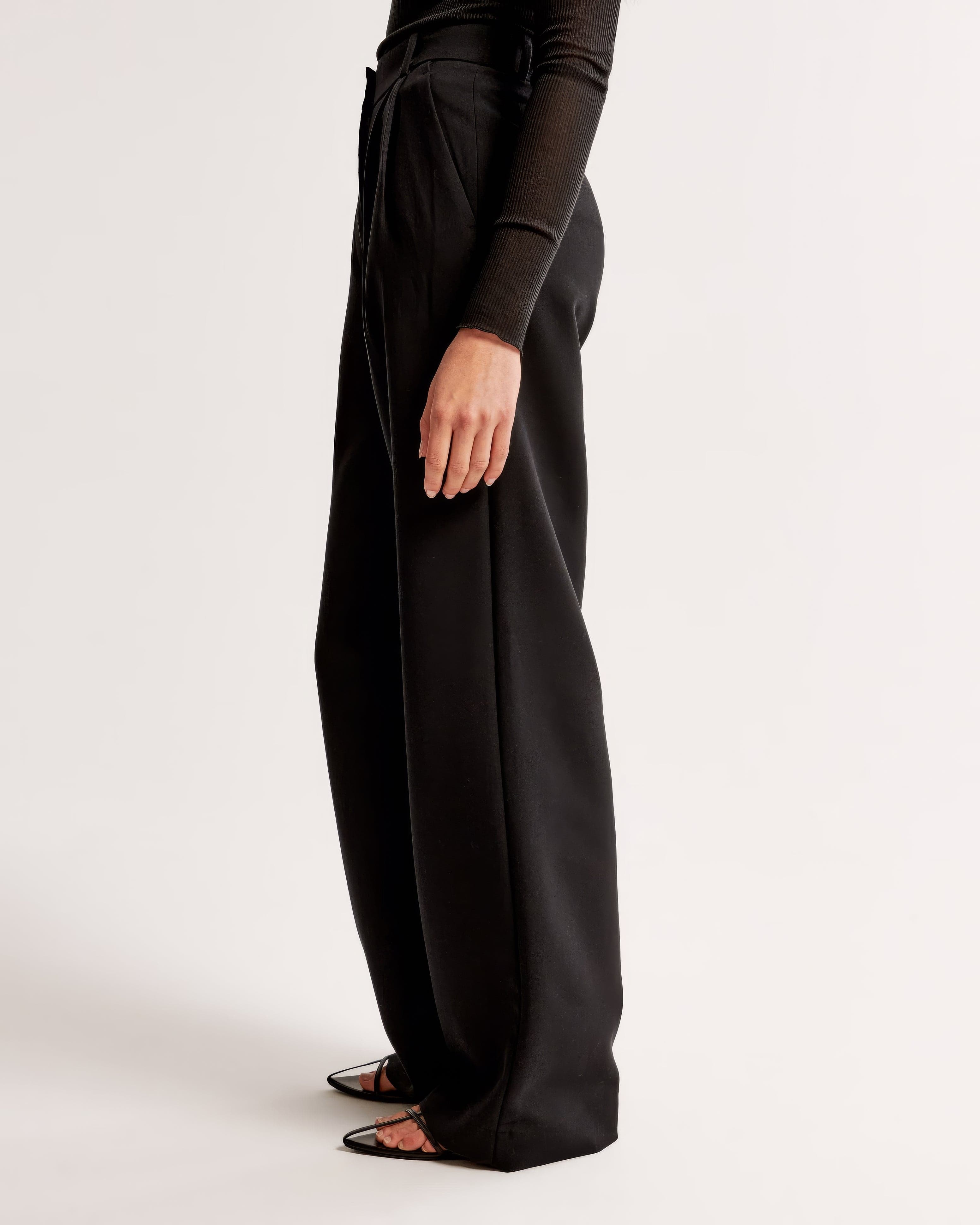 Mubilux Elize - Pantalon détaillé avec jambes larges