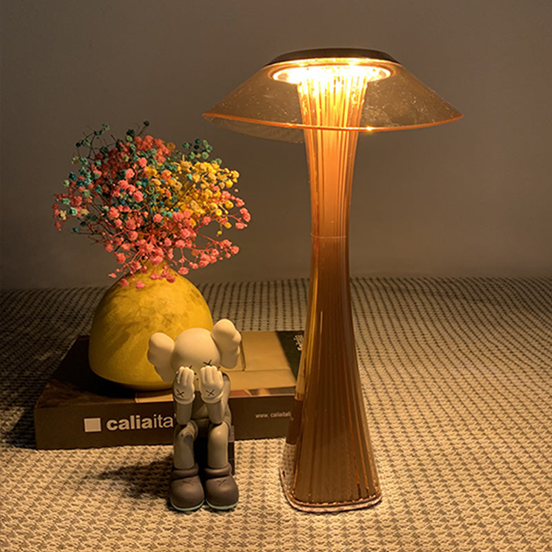 Lampe de table Luxura LED cristal - Design unique et élégant pour un éclairage stylé
